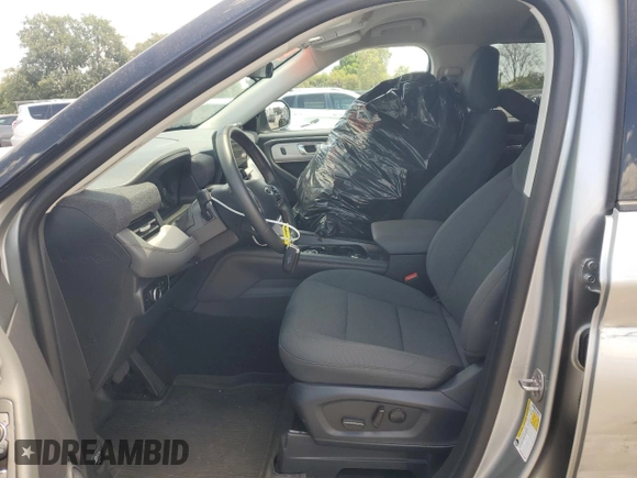 2025 Ford Explorer Active with VIN 1FMUK7DH9SGA20466, listed as a Copart auction lot 56994125 with 6,176 mi miles and Salvage title. Bid and sale history available at DreamBid. Image 7.