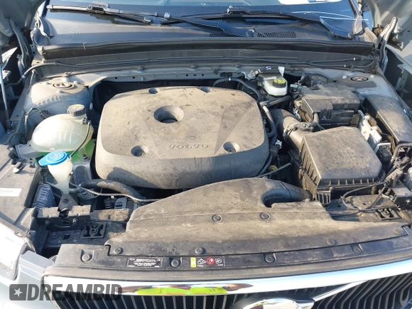 2022 Volvo XC40 Momentum with VIN YV4162UK3N2758515, listed as a IAAI auction lot 42468259 with 50,132 mi miles and . Bid and sale history available at DreamBid. Image 10.