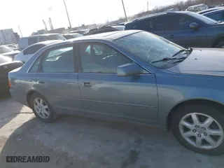 2002 Toyota Avalon XL with VIN 4T1BF28B42U226770, listed as a IAAI auction lot 41394365 with 237,156 mi miles. Bid and sale history available at carsss.com. Image 13.
