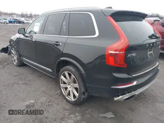 2018 Volvo XC90 Inscription with VIN YV4A22PL1J1320222, listed as a IAAI auction lot 41002251 with 137,523 mi miles. Bid and sale history available at carsss.com. Image 3.