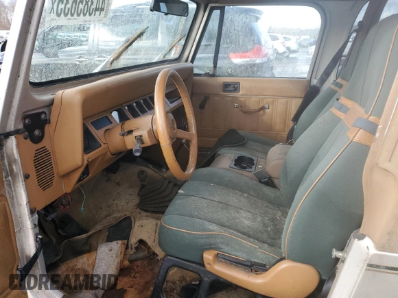 1995 Jeep Wrangler Sahara with VIN 1J4FY49S8SP207576, listed as a Copart auction lot 44385635 with 0 mi miles and Clean Title. Bid and sale history available at carsss.com. Image 7.