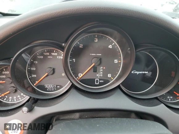 2014 Porsche Cayenne Diesel with VIN WP1AF2A2XELA35311, listed as a Copart auction lot 49814455 with 90,864 mi miles and Salvage title. Bid and sale history available at DreamBid. Image 9.