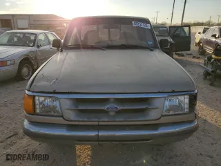 1995 Ford Ranger Splash with VIN 1FTCR10AXSUA06496, listed as a Copart auction lot 89253125 with 301,366 mi miles and Salvage Title. Bid and sale history available at carsss.com. Image 5.