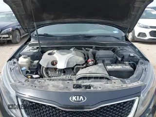 2015 Kia Optima SX Turbo with VIN 5XXGR4A6XFG403568, listed as a IAAI auction lot 42200293 with 199,639 mi miles and . Bid and sale history available at DreamBid. Image 10.