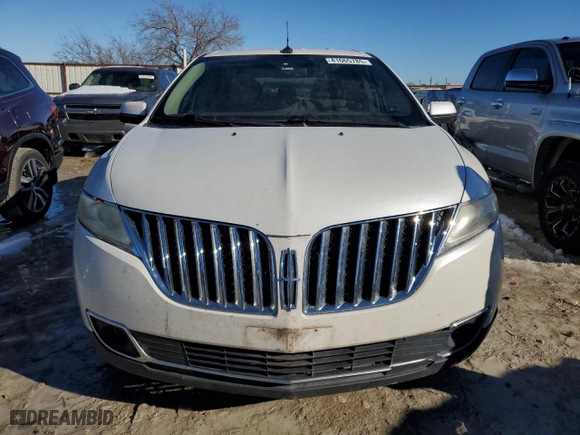 2012 Lincoln MKX with VIN 2LMDJ8JK9CBL01138, listed as a Copart auction lot 41665785 with NaN miles and Clean Title. Bid and sale history available at carsss.com. Image 5.