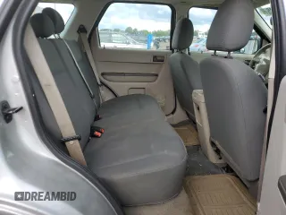 2008 Ford Escape XLS z VIN 1FMCU02Z88KB09430, wystawiony jako Copart lot #58158645 z przebiegiem 216 763 mil mil oraz Czysty tytuł • Clean title. Historia ofert i sprzedaży dostępna na DreamBid. Obrazek 11.