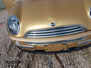 2004 MINI Hardtop z VIN WMWRC33404TJ55065, wystawiony jako IAAI lot #42273634 z przebiegiem 114 747 mil mil oraz . Historia ofert i sprzedaży dostępna na DreamBid. Obrazek 6.
