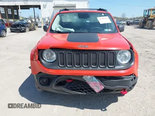 2016 Jeep Renegade Trailhawk z VIN ZACCJBCT1GPC81886, wystawiony jako IAAI lot #42102154 z przebiegiem 98 313 mil mil oraz . Historia ofert i sprzedaży dostępna na DreamBid. Obrazek 6.