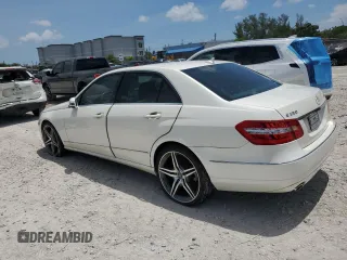 2013 Mercedes-Benz E 350 Luxury with VIN WDDHF2EB5DA704191, listed as a Copart auction lot 58959775 with 105,645 mi miles and Clean title. Bid and sale history available at DreamBid. Image 2.