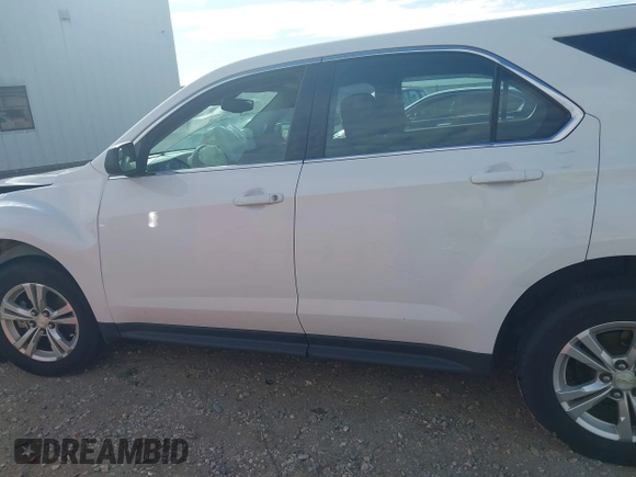 2013 Chevrolet Equinox LS z VIN 2GNFLCEK2D6123798, wystawiony jako IAAI lot #41871854 z przebiegiem 136 206 mil mil oraz . Historia ofert i sprzedaży dostępna na DreamBid. Obrazek 15.