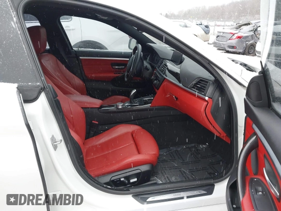 2017 BMW 4 Series 430i xDrive z VIN WBA4F9C54HG791712, wystawiony jako IAAI lot #41554381 z przebiegiem 106 013 mil mil oraz . Historia ofert i sprzedaży dostępna na DreamBid. Obrazek 5.
