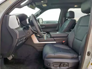 2024 Toyota Sequoia SR5 with VIN 7SVAAABA5RX047564, listed as a Copart auction lot 47089155 with 7,301 mi miles and Salvage Title. Bid and sale history available at carsss.com. Image 7.