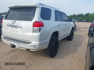 2011 Toyota 4Runner Trail z VIN JTEBU5JRXB5058223, wystawiony jako IAAI lot #42277953 z przebiegiem 269 868 mil mil oraz . Historia ofert i sprzedaży dostępna na DreamBid. Obrazek 4.