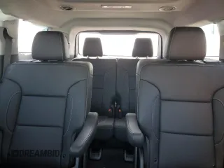2023 GMC Acadia SLT with VIN 1GKKNMLS1PZ261100, listed as a Copart auction lot 48068175 with 8,309 mi miles and Salvage Title. Bid and sale history available at DreamBid. Image 10.