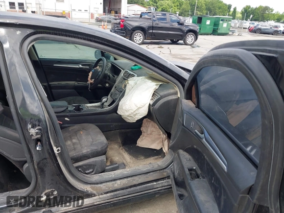 2015 Ford Fusion SE z VIN 3FA6P0H71FR242592, wystawiony jako IAAI lot #42255825 z przebiegiem Nie podano mil oraz . Historia ofert i sprzedaży dostępna na DreamBid. Obrazek 5.