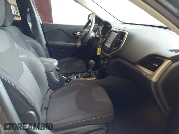 2016 Jeep Cherokee Latitude с VIN 1C4PJMCB8GW115386, выставлен на аукционе IAAI как лот 42351776 с пробегом 99 136 миль миль и . История ставок и продаж доступна на DreamBid. Изображение 5.