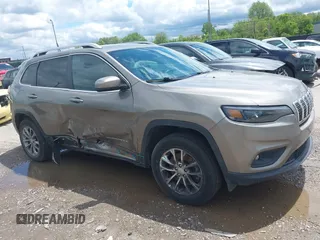 2020 Jeep Cherokee Latitude Plus with VIN 1C4PJMLB1LD569548, listed as a IAAI auction lot 42330117 with 37,897 mi miles and . Bid and sale history available at DreamBid. Image 13.