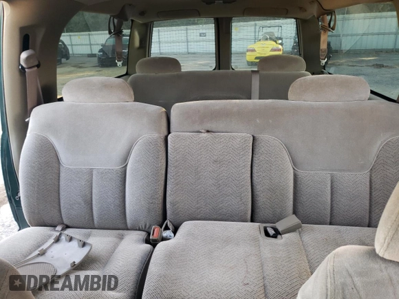 1997 Chevrolet Suburban with VIN 3GNEC16R6VG167319, listed as a Copart auction lot 77485194 with 188,479 mi miles and Salvage Title. Bid and sale history available at carsss.com. Image 10.