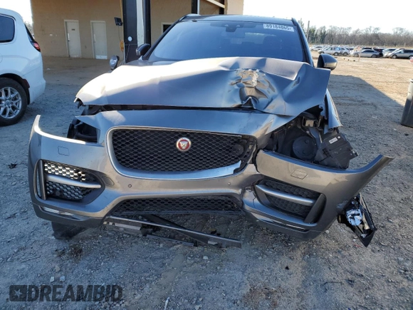 2017 Jaguar F-Pace 20d R-Sport with VIN SADCL2BN9HA085830, listed as a Copart auction lot 89184865 with 158,739 mi miles and Salvage Title. Bid and sale history available at DreamBid. Image 5.