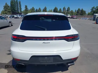 2021 Porsche Macan с VIN WP1AA2A51MLB00523, выставлен на аукционе IAAI как лот 42332562 с пробегом 61 254 миль миль и . История ставок и продаж доступна на DreamBid. Изображение 16.