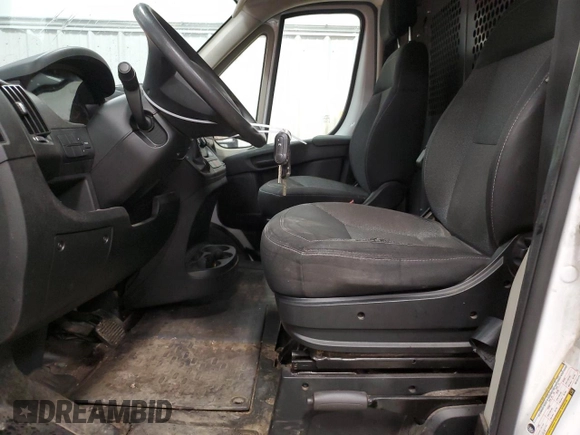 2016 Ram ProMaster Cargo with VIN 3C6TRVNG5GE127177, listed as a Copart auction lot 86083194 with 314,777 mi miles and Clean Title. Bid and sale history available at DreamBid. Image 7.