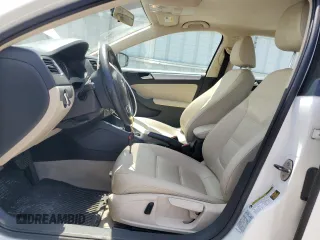 2013 Volkswagen Jetta SE with VIN 3VWDP7AJ5DM433357, listed as a Copart auction lot 61977205 with 64,384 mi miles and Salvage title. Bid and sale history available at DreamBid. Image 7.