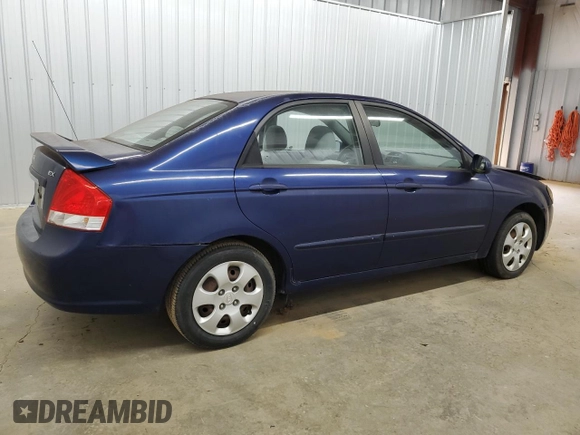 2009 Kia Spectra EX with VIN KNAFE221X95626293, listed as a Copart auction lot 70646504 with 197,017 mi miles and Clean Title. Bid and sale history available at carsss.com. Image 3.
