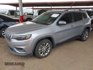 2019 Jeep Cherokee Latitude Plus with VIN 1C4PJLLB9KD109711, listed as a IAAI auction lot 41917339 with 115,320 mi miles. Bid and sale history available at carsss.com. Image 17.