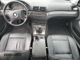 2001 BMW 3 Series 325i with VIN WBAAN374X1NE55555, listed as a Copart auction lot 87872375 with 176,104 mi miles and Salvage Title. Bid and sale history available at carsss.com. Image 8.