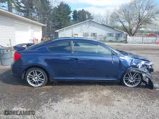 2006 Scion tC with VIN JTKDE177060128395, listed as a IAAI auction lot 41934031 with 181,740 mi miles. Bid and sale history available at carsss.com. Image 14.