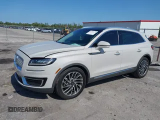 2019 Lincoln Nautilus Reserve z VIN 2LMPJ6L99KBL36336, wystawiony jako IAAI lot #42280974 z przebiegiem 35 483 mil mil oraz . Historia ofert i sprzedaży dostępna na DreamBid. Obrazek 2.