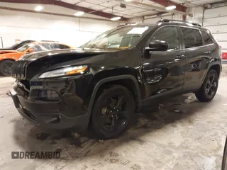 2016 Jeep Cherokee Latitude with VIN 1C4PJMCS9GW162734, listed as a IAAI auction lot 41940086 with 98,101 mi miles and . Bid and sale history available at carsss.com. Image 20.