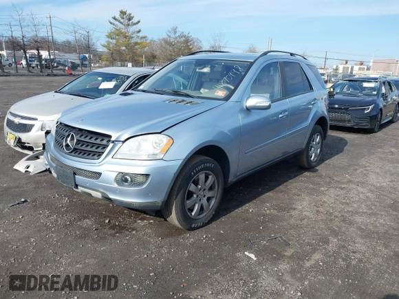 2006 Mercedes-Benz M 350 with VIN 4JGBB86E56A052016, listed as a IAAI auction lot 41870998 with 223,096 mi miles and . Bid and sale history available at DreamBid. Image 2.