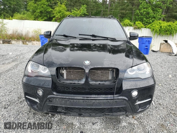 2013 BMW X5 xDrive50i with VIN 5UXZV8C55DL899584, listed as a Copart auction lot 54257745 with 111,367 mi miles and Clean title. Bid and sale history available at DreamBid. Image 5.