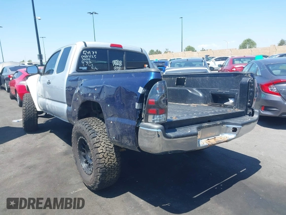2008 Toyota Tacoma with VIN 5TEUU42N58Z522656, listed as a IAAI auction lot 42151670 with Not Provided miles and . Bid and sale history available at carsss.com. Image 14.