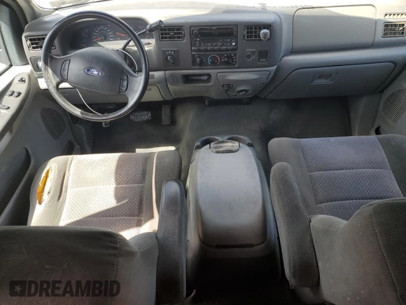 2003 Ford F-250 XL with VIN 1FTNX21L33EB87036, listed as a Copart auction lot 51774135 with 240,245 mi miles and Salvage title. Bid and sale history available at DreamBid. Image 8.