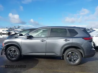 2025 Nissan Rogue SV with VIN JN8BT3BA5SW005433, listed as a IAAI auction lot 41547608 with 516 mi miles. Bid and sale history available at carsss.com. Image 15.