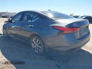 2019 Nissan Altima S with VIN 1N4BL4BV7KN316295, listed as a IAAI auction lot 41727137 with 113,581 mi miles and . Bid and sale history available at DreamBid. Image 3.
