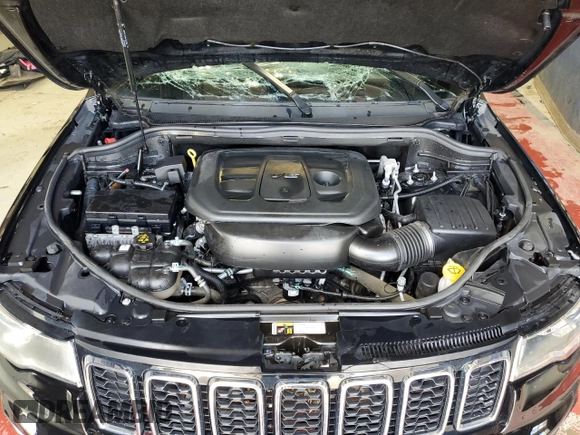 2021 Jeep Grand Cherokee 80th Anniversary with VIN 1C4RJFBG9MC508313, listed as a Copart auction lot 55622475 with Not Provided miles and Salvage Title. Bid and sale history available at DreamBid. Image 12.