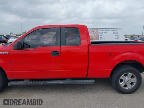 2014 Ford F-150 XL with VIN 1FTEX1CM1EKG04285, listed as a IAAI auction lot 41950621 with 259,722 mi miles. Bid and sale history available at carsss.com. Image 14.