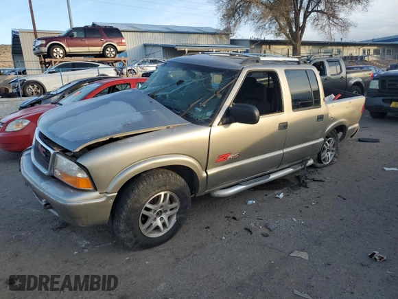 2003 GMC Sonoma SLS with VIN 1GTDT13X73K124122, listed as a Copart auction lot 77460223 with 205,208 mi miles and Non Repairable. Bid and sale history available at DreamBid. Image 1.