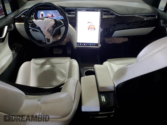 2016 Tesla Model X P90D with VIN 5YJXCAE4XGF011963, listed as a Copart auction lot 49993255 with 139,855 mi miles and Clean Title. Bid and sale history available at carsss.com. Image 8.