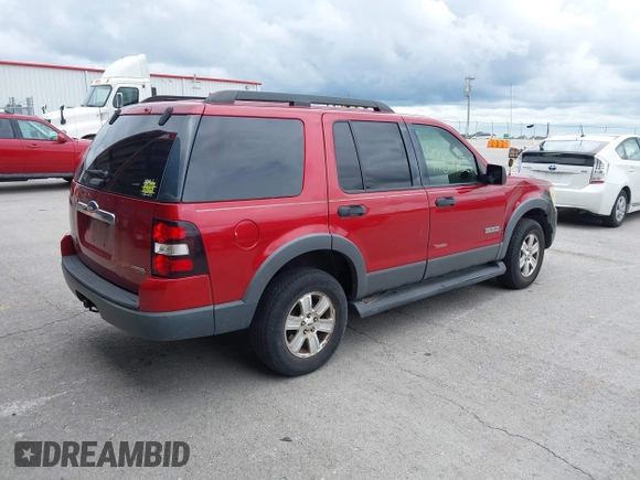 2006 Ford Explorer XLT с VIN 1FMEU73EX6UB53623, выставлен на аукционе IAAI как лот 42451173 с пробегом 239 057 миль миль и . История ставок и продаж доступна на DreamBid. Изображение 4.
