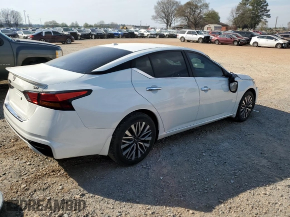2023 Nissan Altima 2.5 SV with VIN 1N4BL4DV1PN346011, listed as a Copart auction lot 49451385 with 15,322 mi miles and Salvage Title. Bid and sale history available at carsss.com. Image 3.
