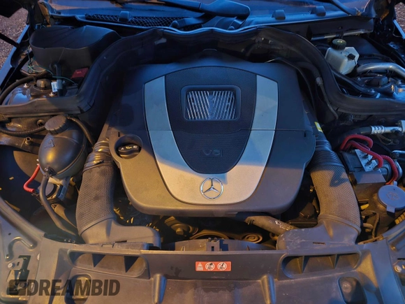 2012 Mercedes-Benz C 300 Sport z VIN WDDGF8BB3CR193809, wystawiony jako Copart lot #51398125 z przebiegiem 178 950 mil mil oraz Szkoda całkowita • Salvage title. Historia ofert i sprzedaży dostępna na DreamBid. Obrazek 7.