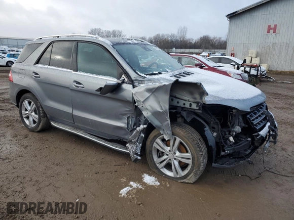 2014 Mercedes-Benz M 350 with VIN 4JGDA5HB0EA350615, listed as a Copart auction lot 85303364 with Not Provided miles and Non Repairable. Bid and sale history available at DreamBid. Image 4.