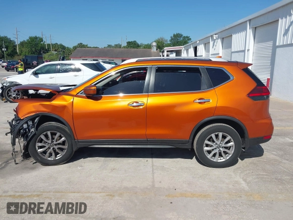 2017 Nissan Rogue SL with VIN JN8AT2MT8HW146705, listed as a IAAI auction lot 42017054 with 145,997 mi miles and . Bid and sale history available at DreamBid. Image 15.