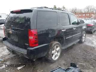 2009 Chevrolet Tahoe LTZ с VIN 1GNFK33039R148306, выставлен на аукционе IAAI как лот 41599449 с пробегом 178 607 миль миль и . История ставок и продаж доступна на DreamBid. Изображение 4.