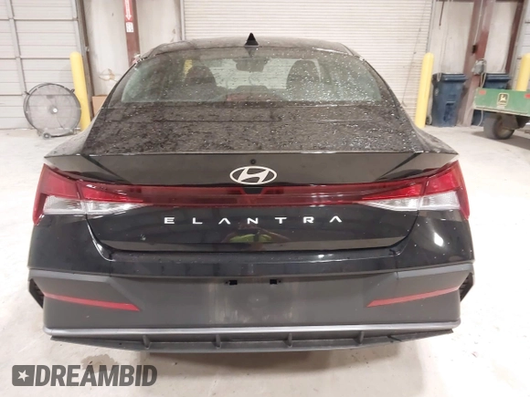 2024 Hyundai Elantra SE with VIN KMHLL4DG9RU832988, listed as a IAAI auction lot 42166112 with 9,676 mi miles and . Bid and sale history available at DreamBid. Image 16.