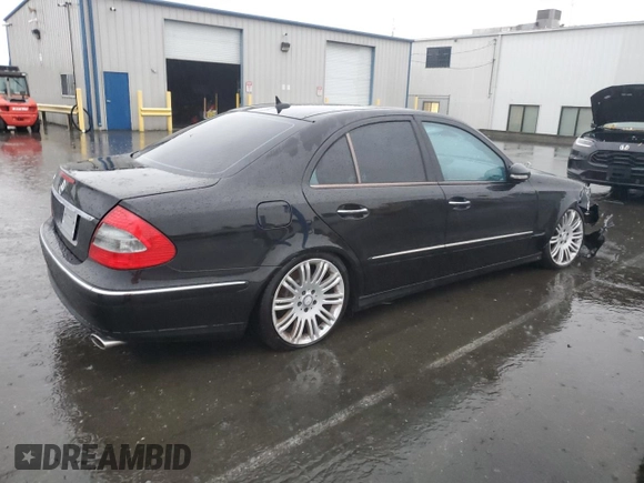 2008 Mercedes-Benz E-Class Sport 5.5L with VIN WDBUF72X98B213031, listed as a Copart auction lot 82423034 with 0 mi miles and Salvage Title. Bid and sale history available at carsss.com. Image 3.